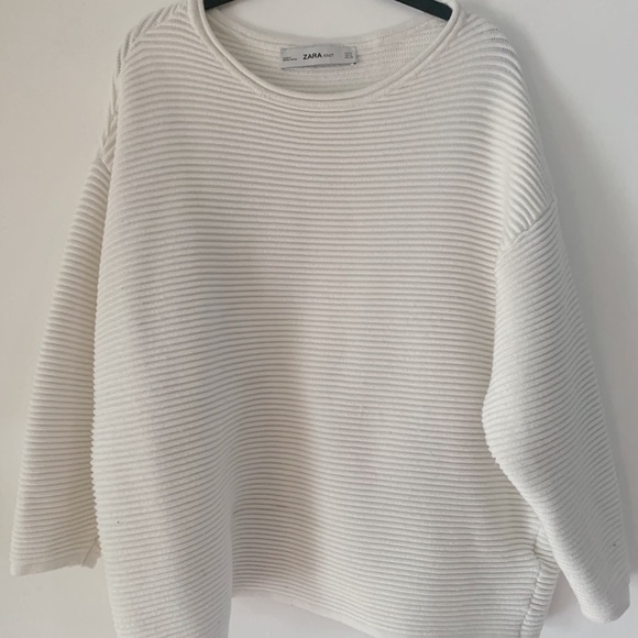 Zara Sweaters - Zara oversized knit sweater